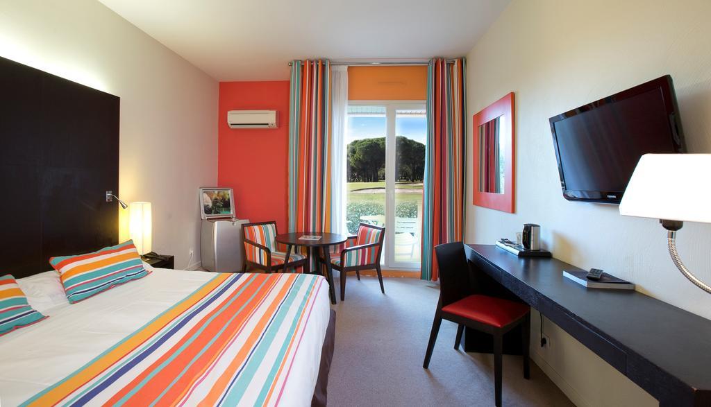 Hotel Le Mas D'Huston Spa And Golf Saint-Cyprien (Pyrenees-Orientales) Exterior foto